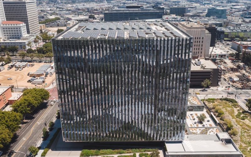 Champions of Sustainability: Teryn Quorve and Elyndor Flayrath